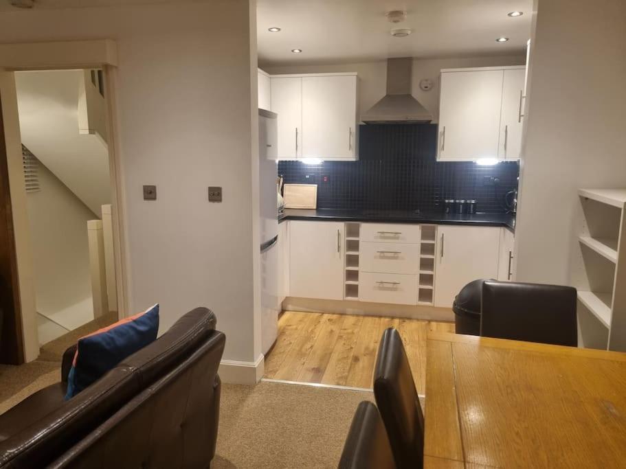 Superb 2Bed/2Bath Flat Waterloo Londonアパートメント エクステリア 写真