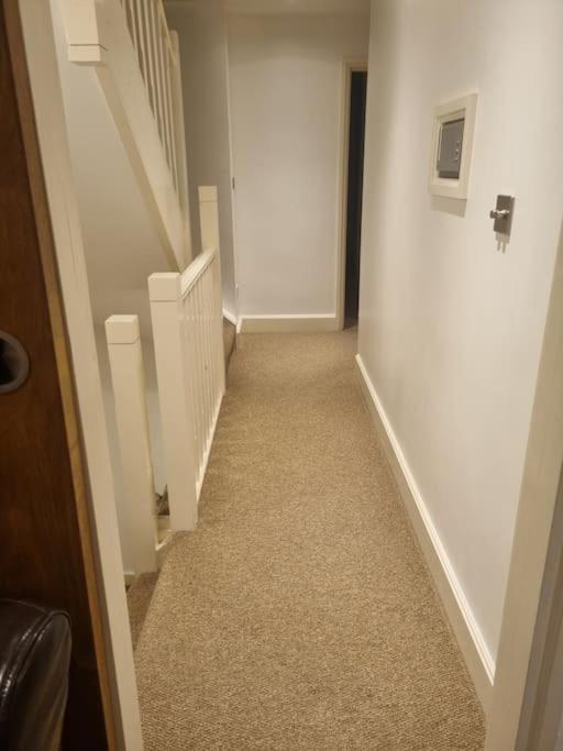 Superb 2Bed/2Bath Flat Waterloo Londonアパートメント エクステリア 写真